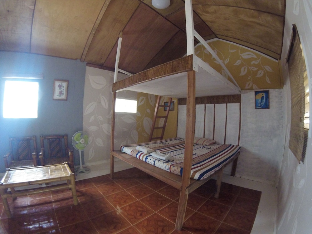 Comfort Shared Dormitory, 1 Queen Bed photo 2