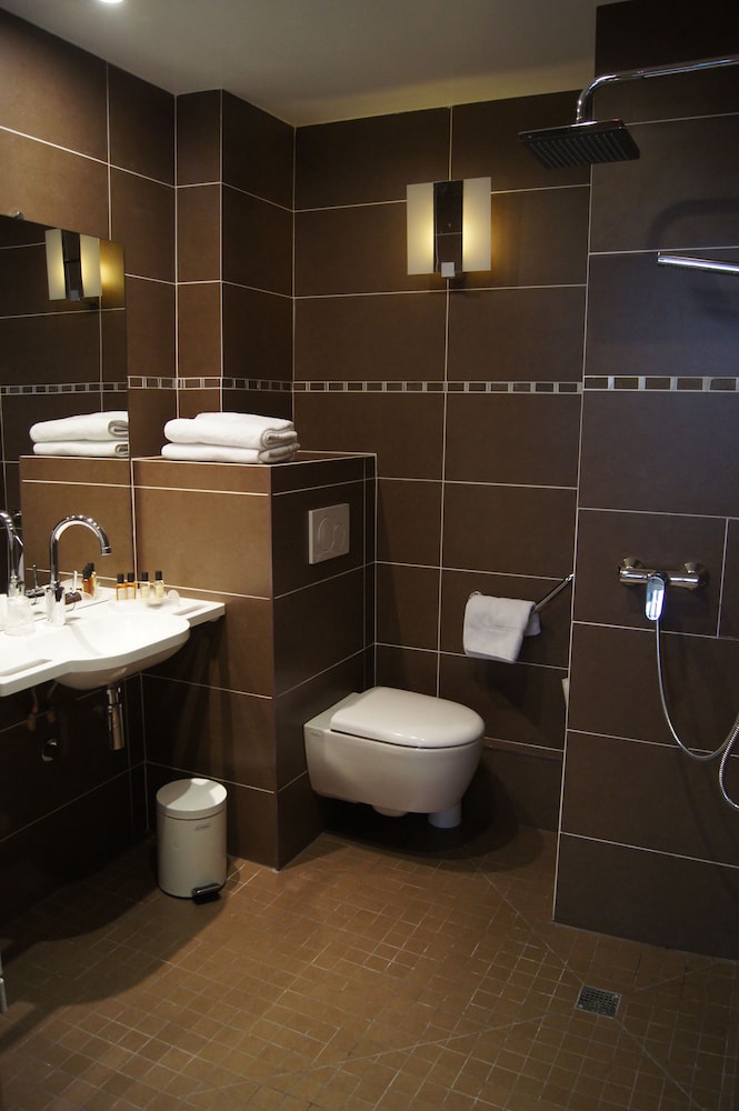 Standard Double Room, Accessible, Ground Floor (Street view)