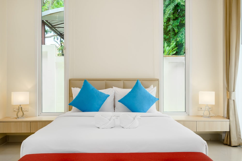 room photo