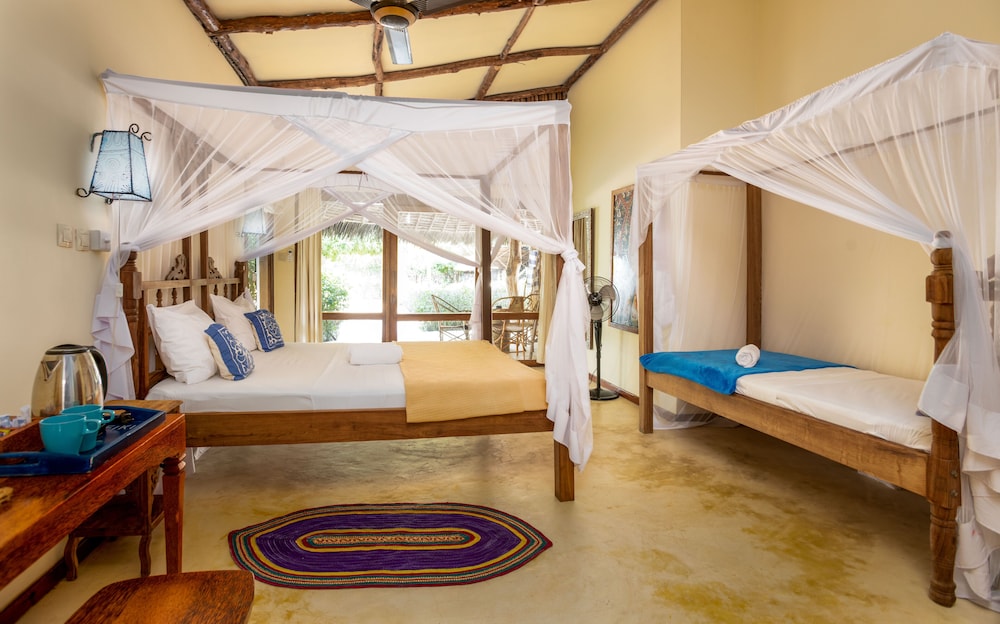 Superior Triple Room, Multiple Beds, Non Smoking, Ocean View