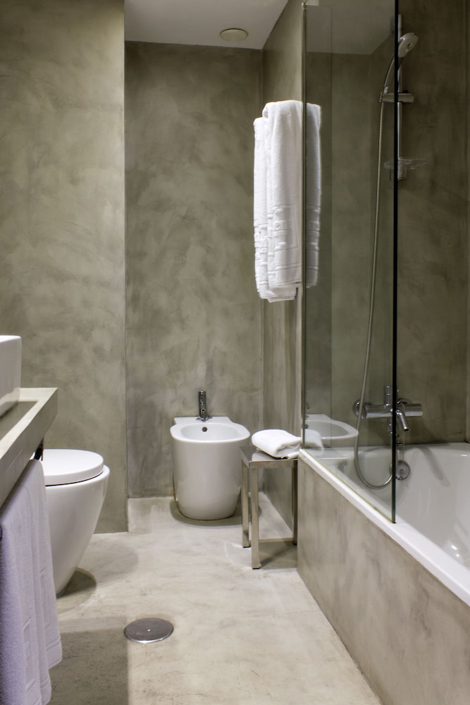 Triple Room - Photo 7