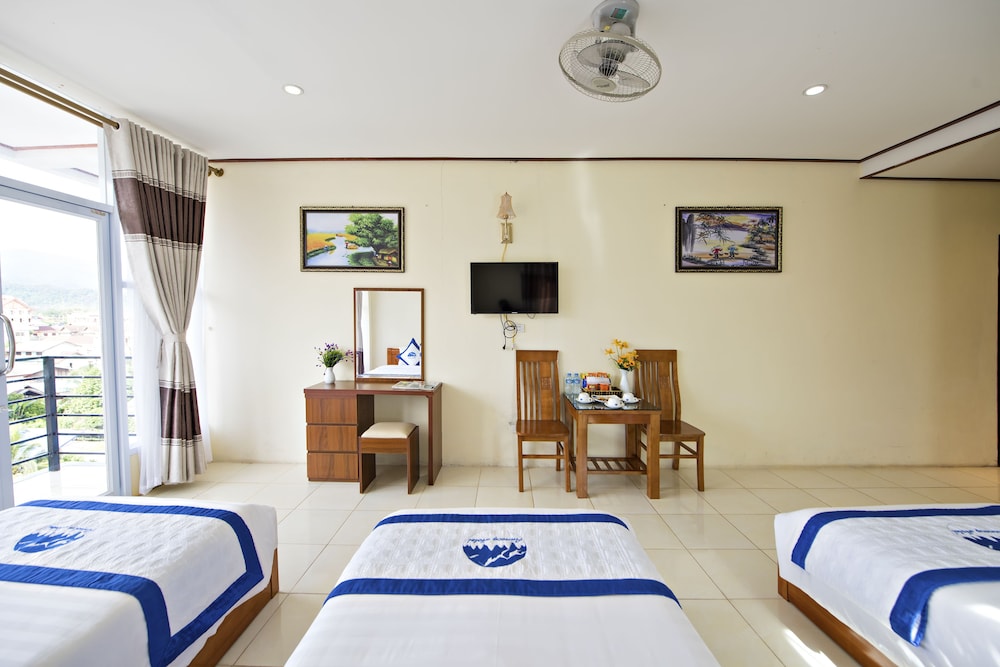 Deluxe Triple Room photo 3