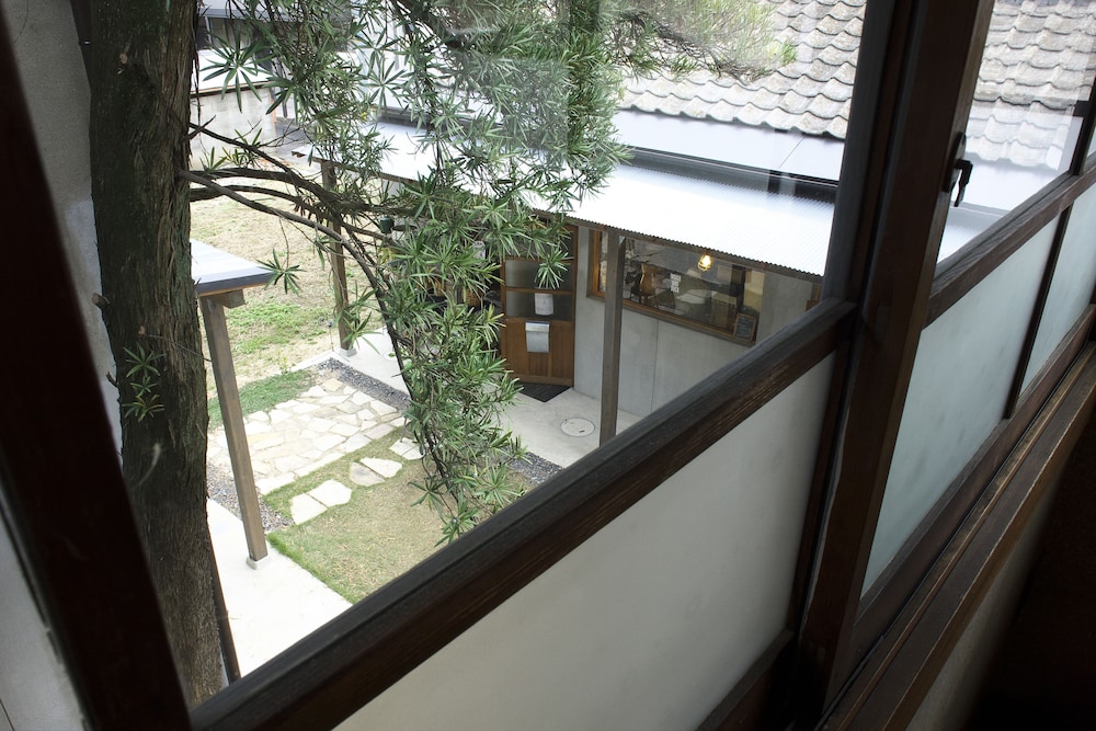Twin Room, Non Smoking photo 3