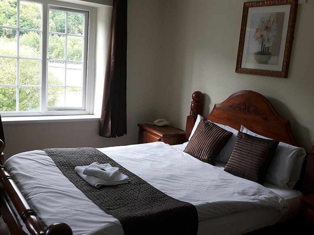 Standard Double Room, Ensuite photo 3