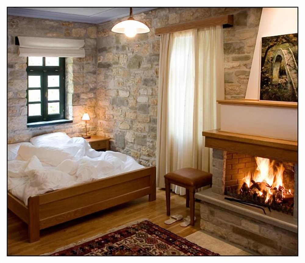 Superior Triple Room photo 3