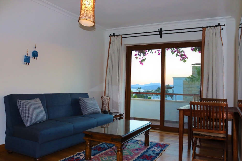 Deluxe Suite, Sea View