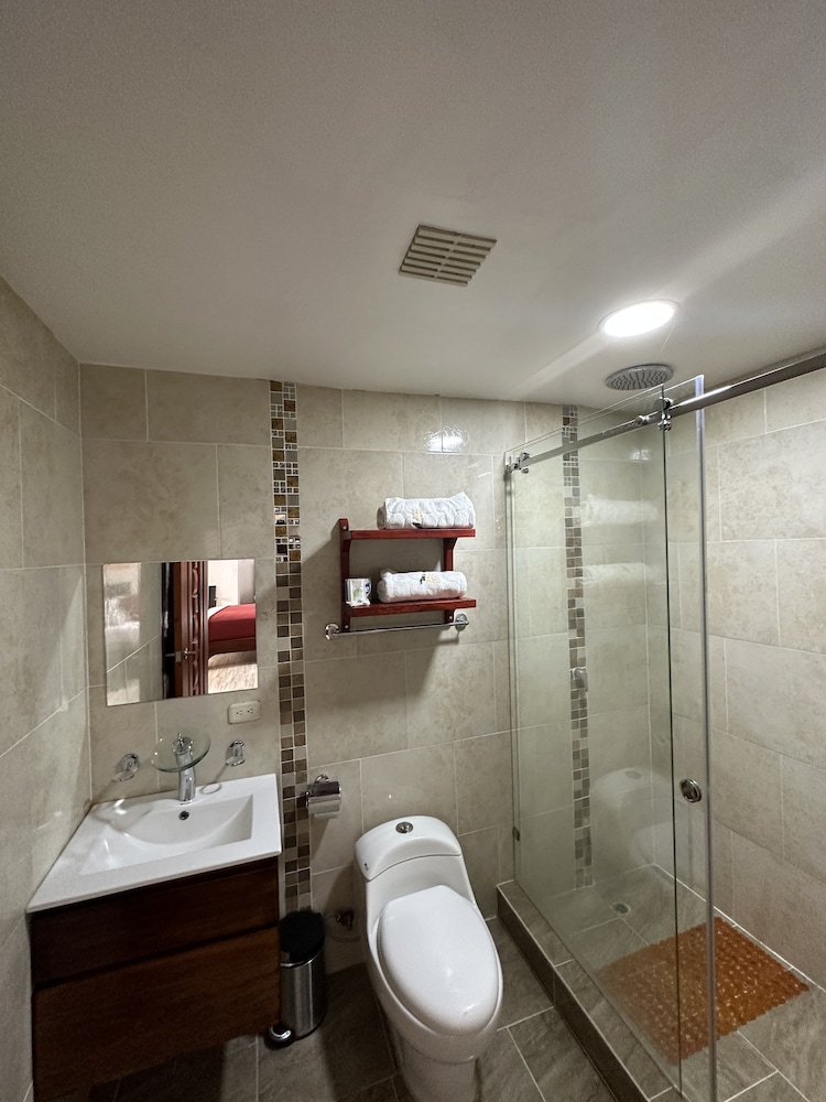 Comfort Suite photo 3
