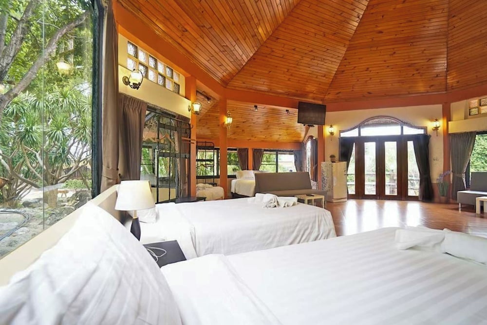 Basic Cabin photo 3