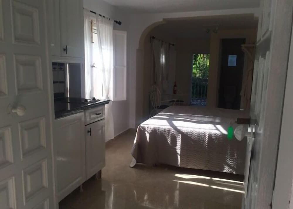 Deluxe Studio, Terrace, Garden View (Andaluz) photo 2
