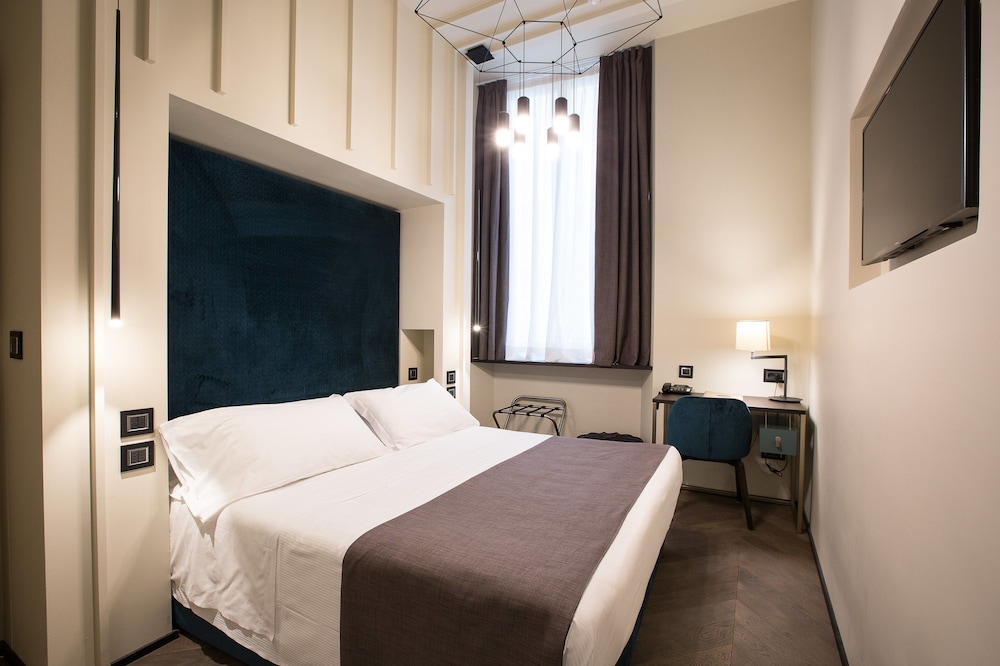 Premium Double Room Single Use photo 2