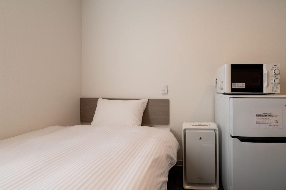 Standard Twin Room (check-in is not available after 11PM) - Photo 4