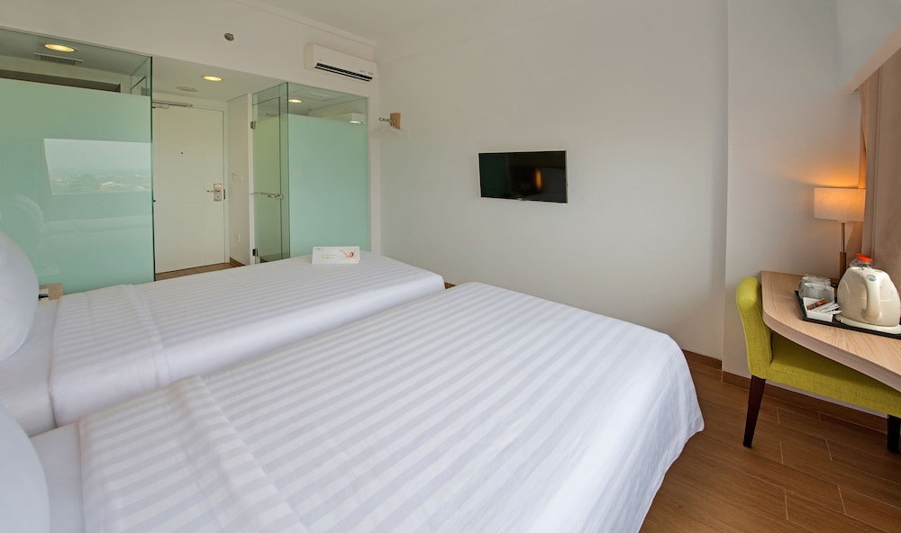 Standard Twin Room photo 2