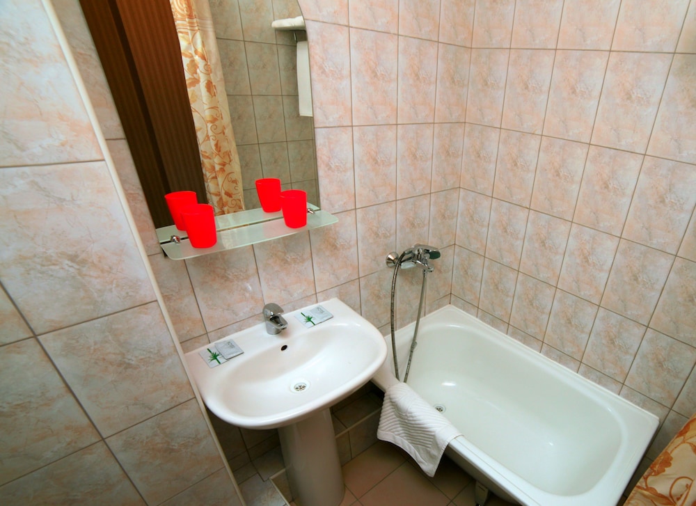 Standard Double Or Twin Room photo 2