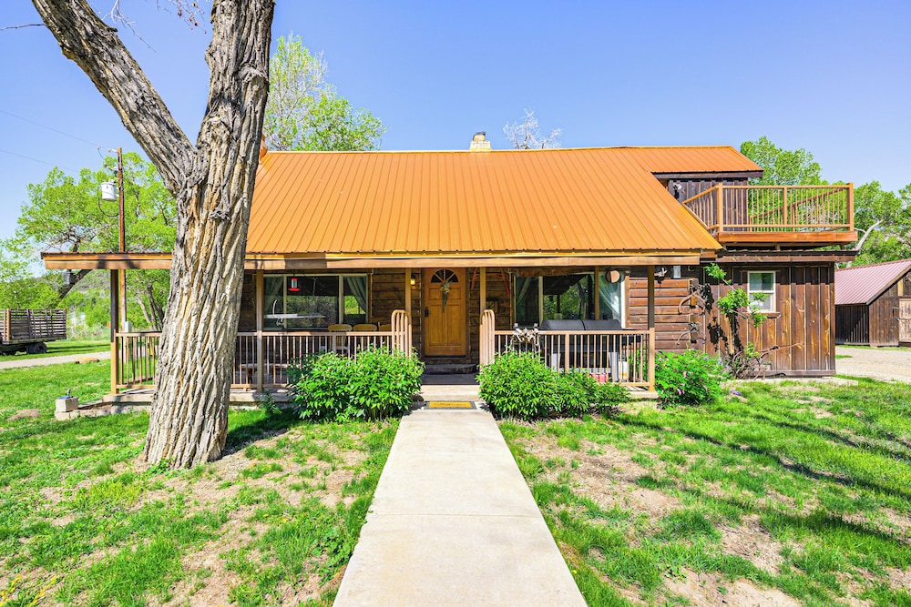 House (2 Bedrooms) photo 1