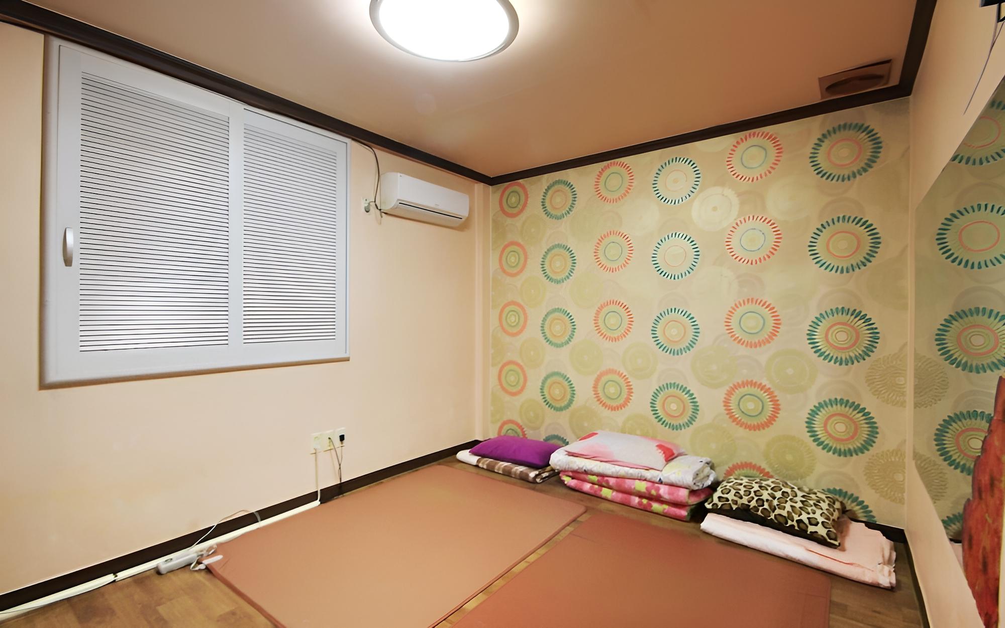 Room (On-dol)