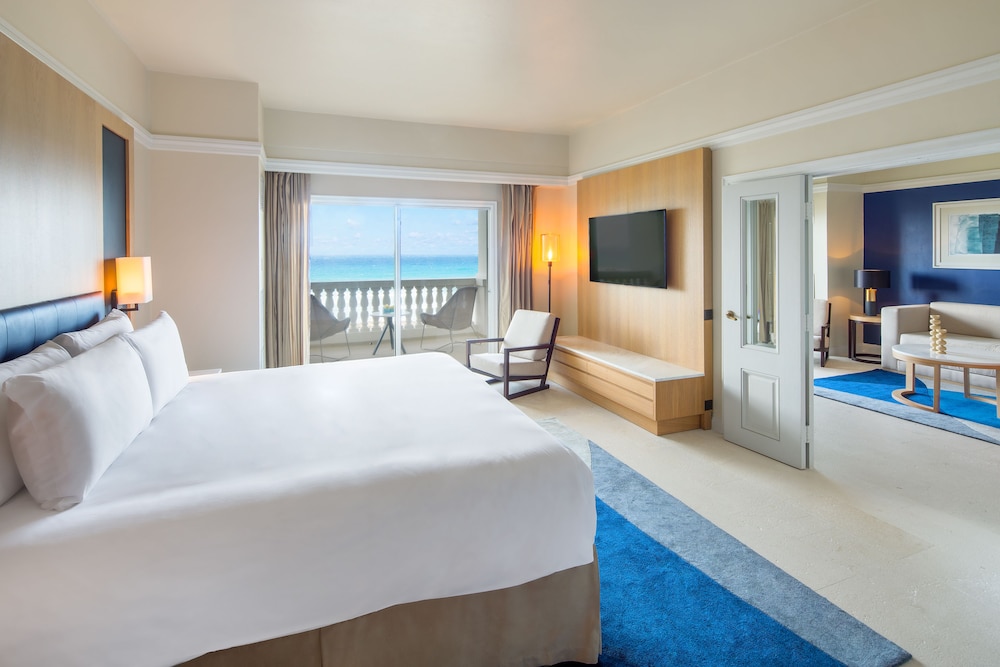One Bedroom Ocean Front Butler Suite