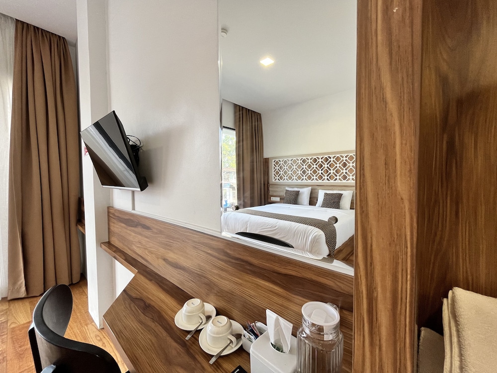 Deluxe Double Room photo 2