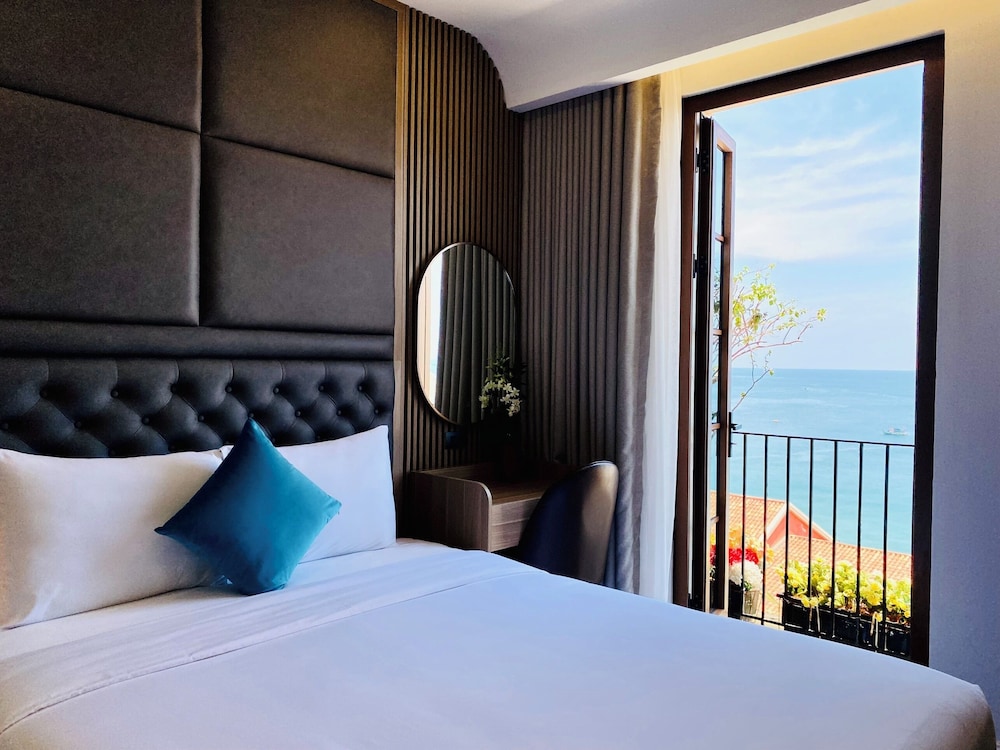 Signa, Ocean View, 1 Bedroom with Bathtub - Photo 3