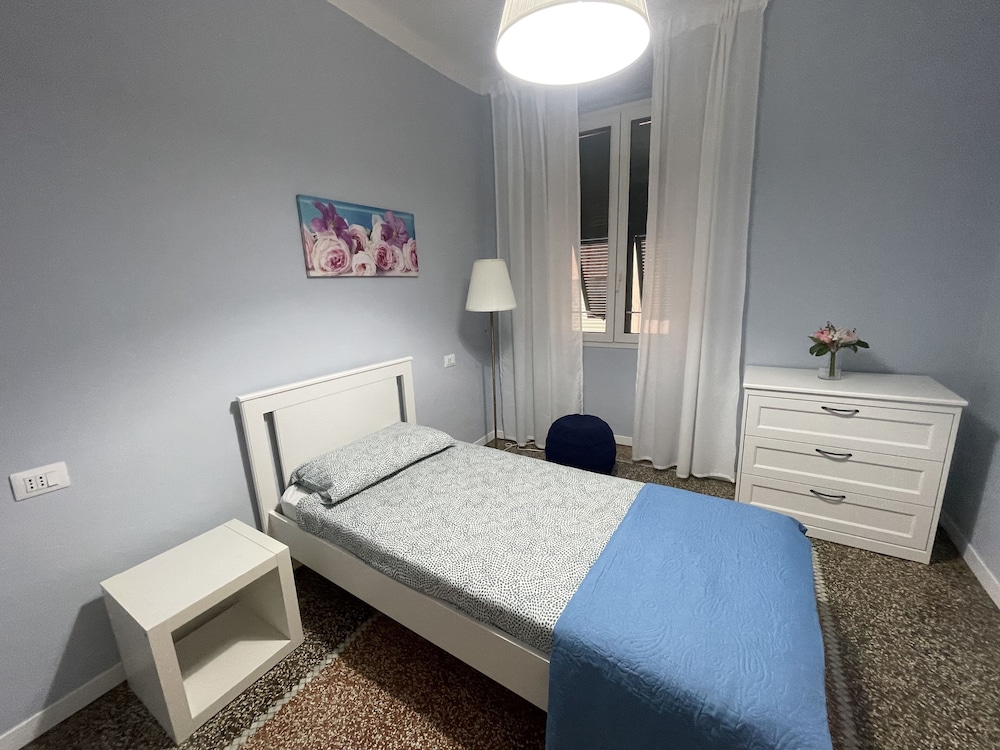 City Single Room