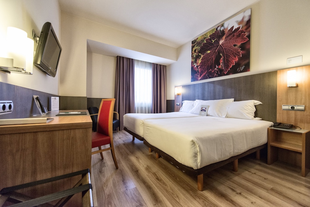 Basic Room - Photo 11
