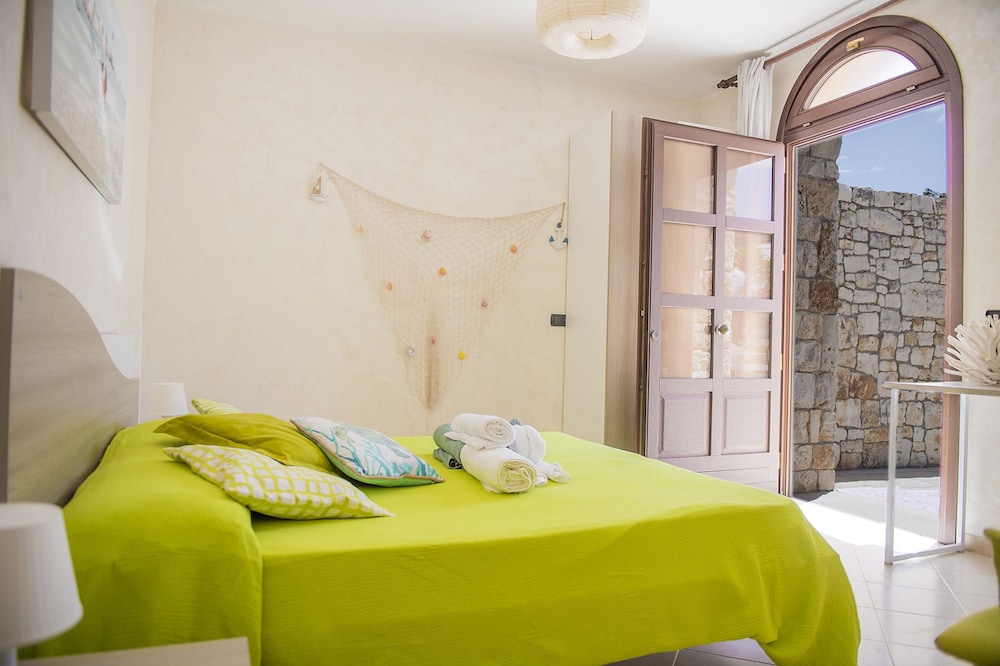 Deluxe Double Or Twin Room, Garden View