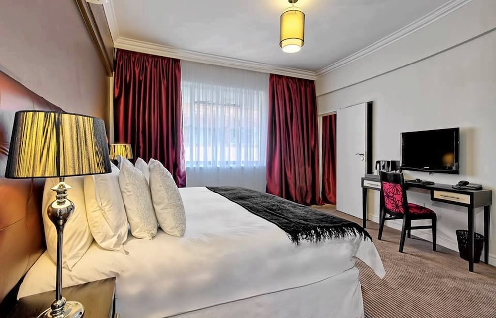 Family Suite, 1 Queen Bed photo 1