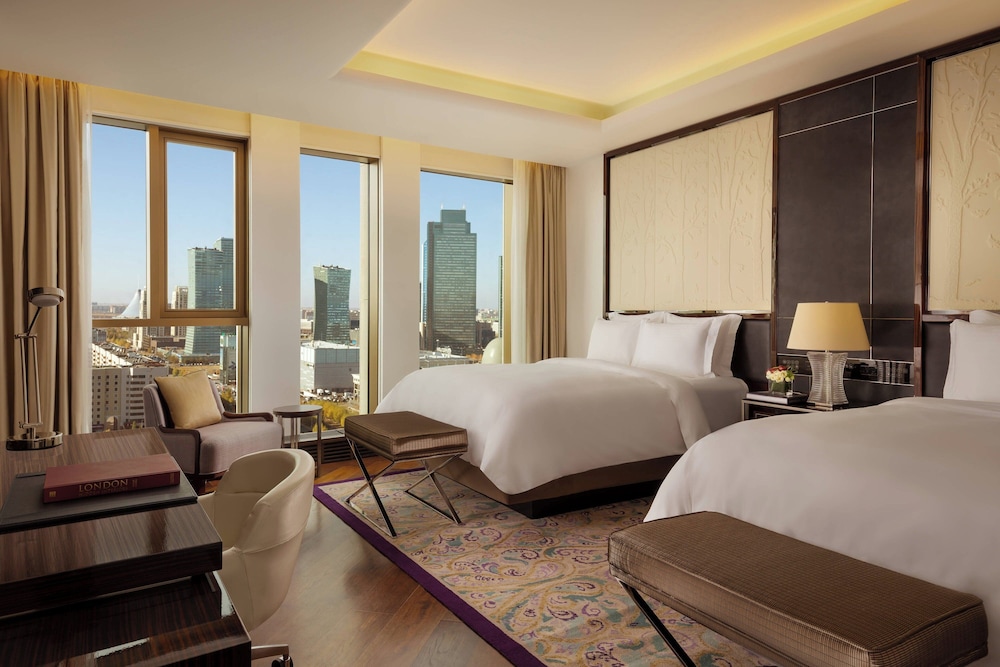 Deluxe Room, 2 Queen Beds, City View