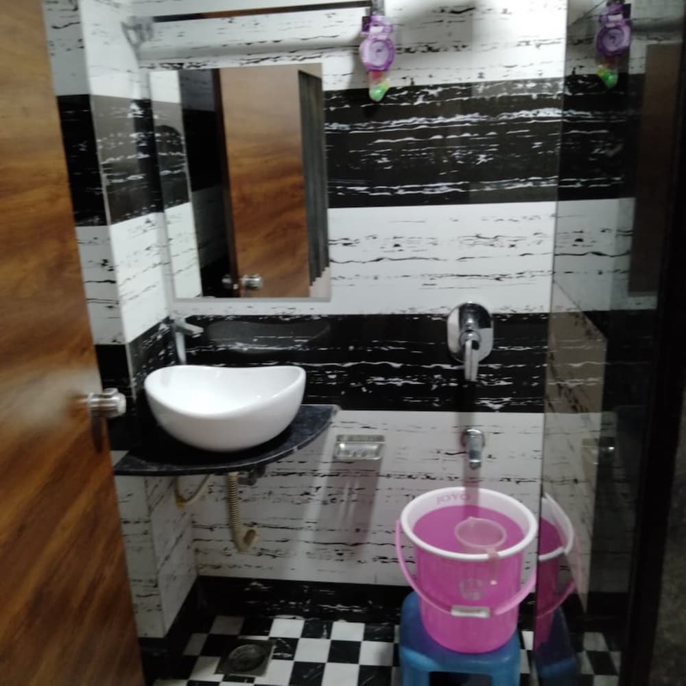 Deluxe Room - Photo 2