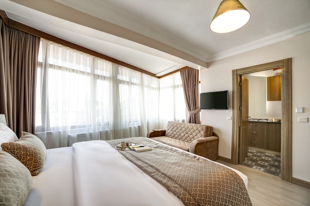 Superior Studio Suite photo 2