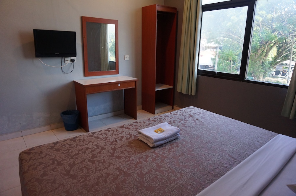 Deluxe Room, 1 King Bed photo 1