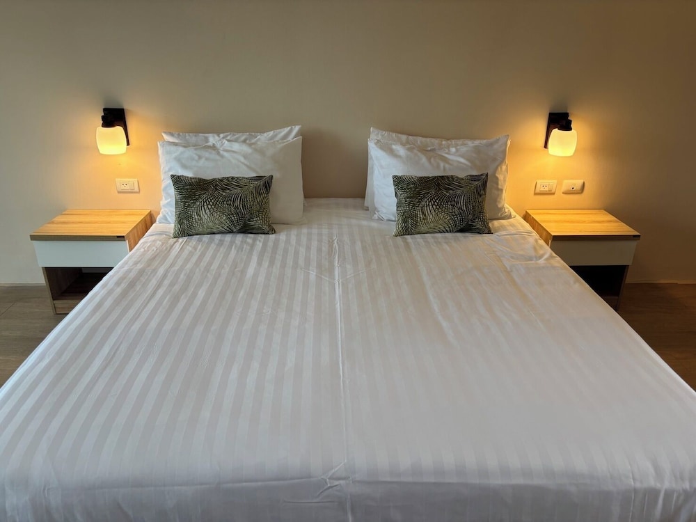 Superior Double Room, Garden View (24-Hour Access Room,Check-in 2 PM) photo 2