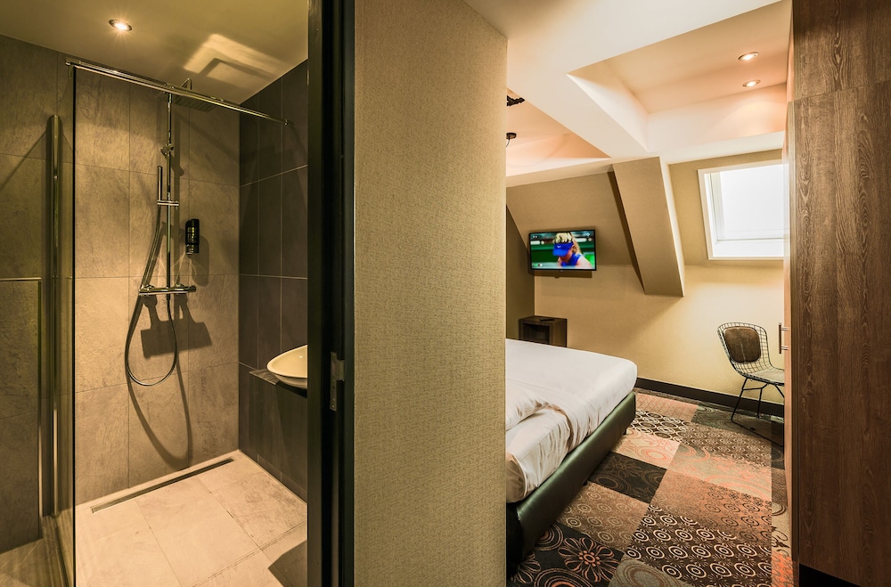 Small Double Room photo 3