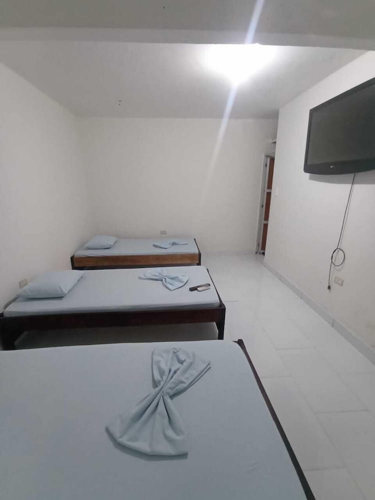 Basic Triple Room photo 1