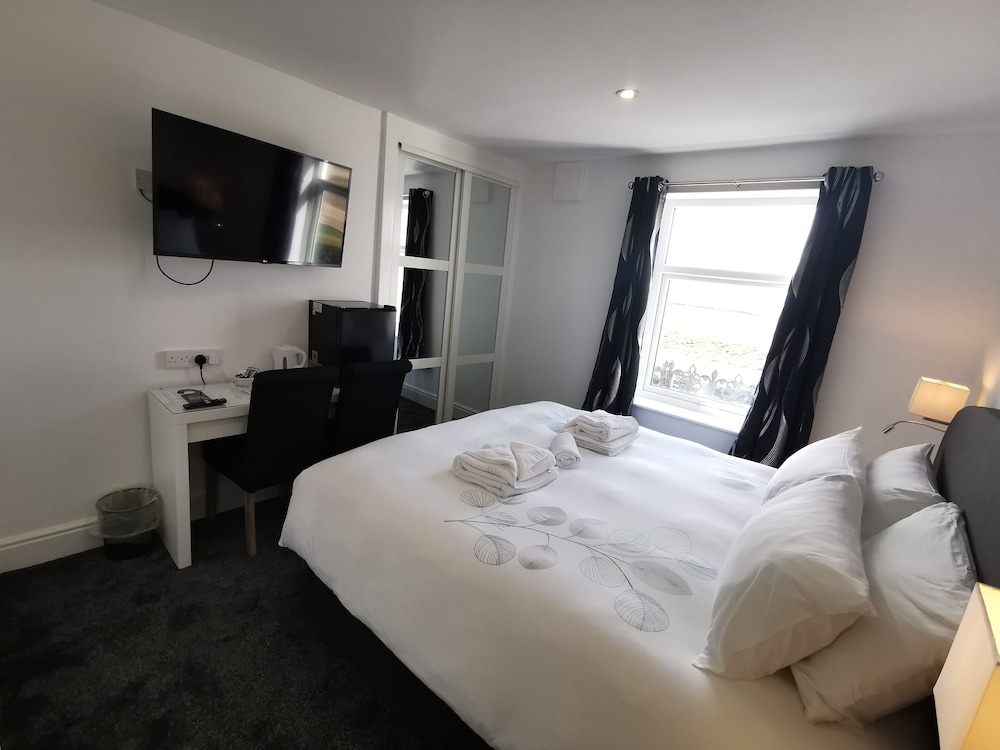 Superior Double Room, 1 King Bed, Sea View