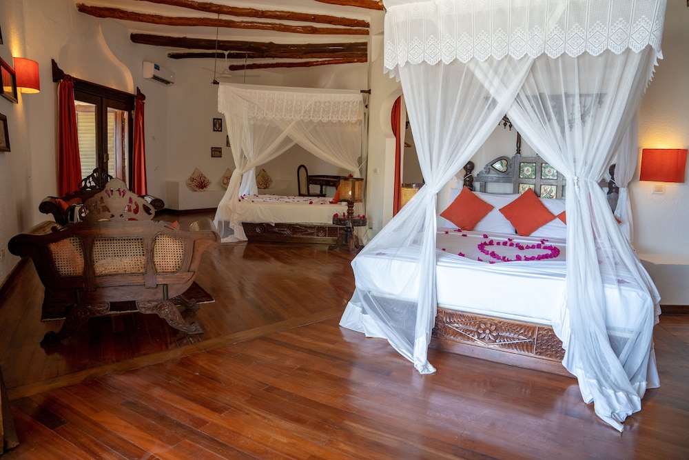 Deluxe Double Room, Ocean View, Beachfront photo 1