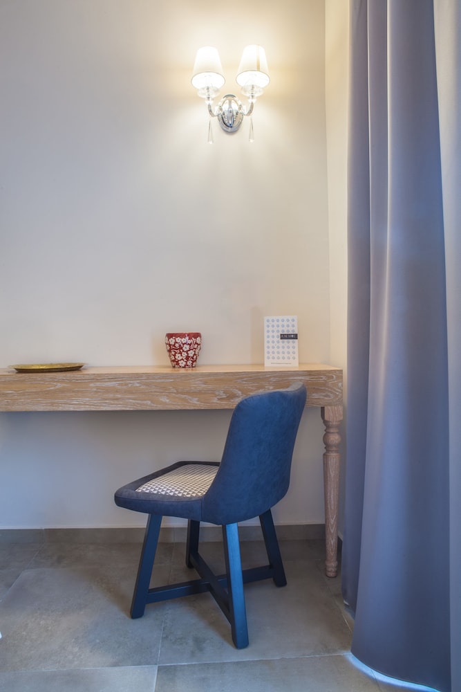 Superior Double Room, Balcony - Photo 14