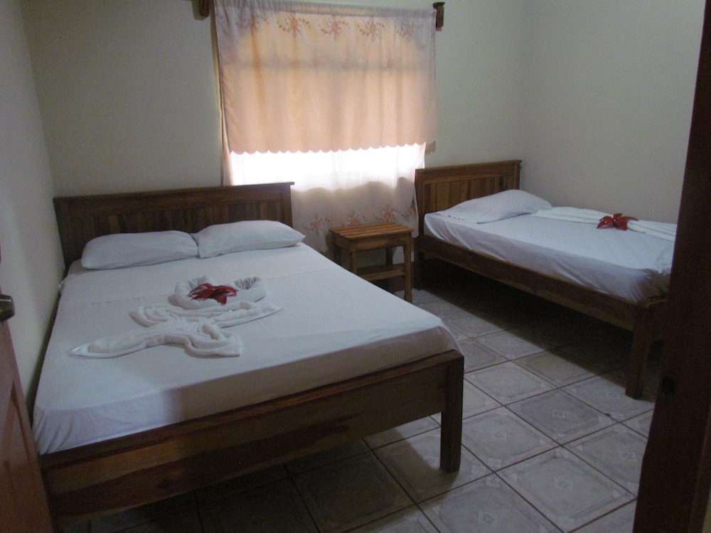 Triple Room, Multiple Beds, Non Smoking, Mountain View photo 1