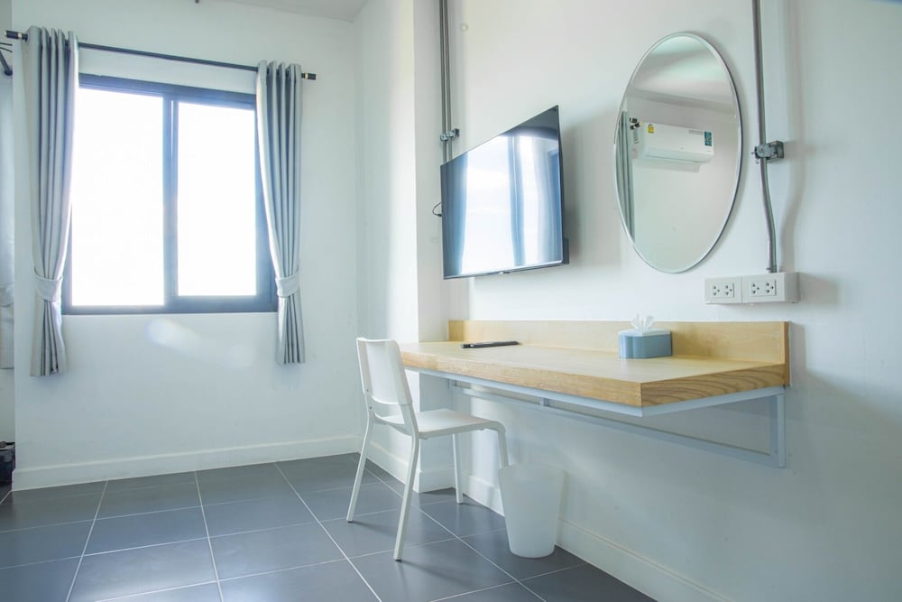 Standard Twin Room, 2 Twin Beds - Photo 3