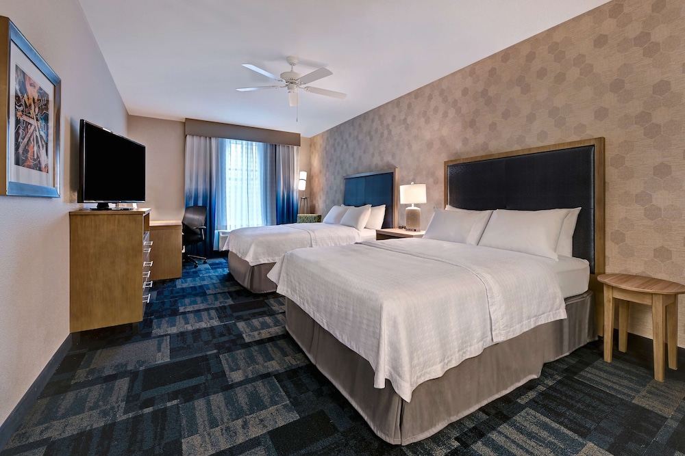 Suite, 2 Queen Beds, Accessible, Non Smoking (Hearing) - Photo 2