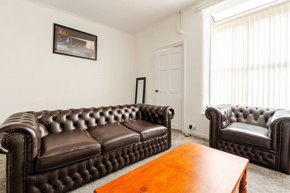 House, 3 Bedrooms, Patio, Garden View