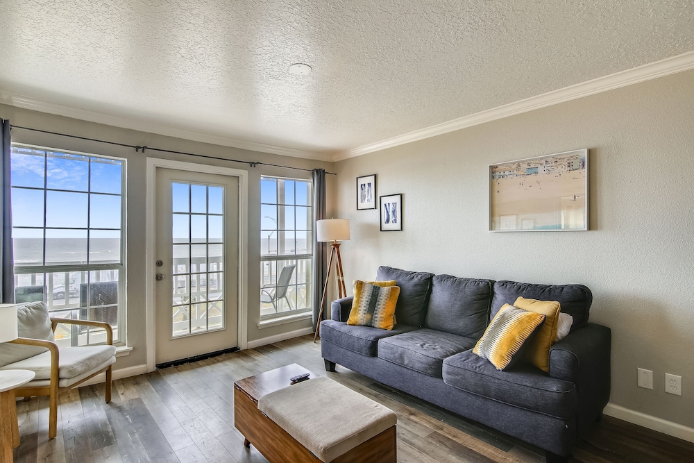 Condo, Multiple Beds, Balcony, Ocean View (#8301 - No Pets)