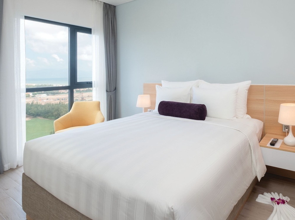 Suite, 1 Bedroom - Photo 5
