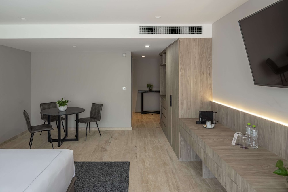 Junior Suite - Photo 7