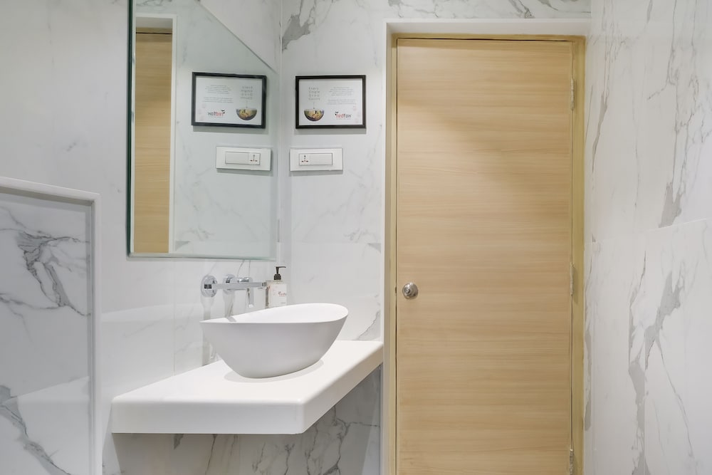 Superior Room - Photo 7