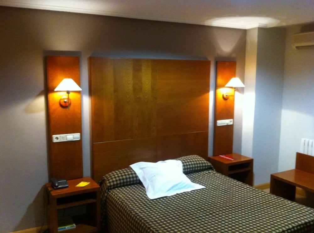 Standard Single Room photo 3