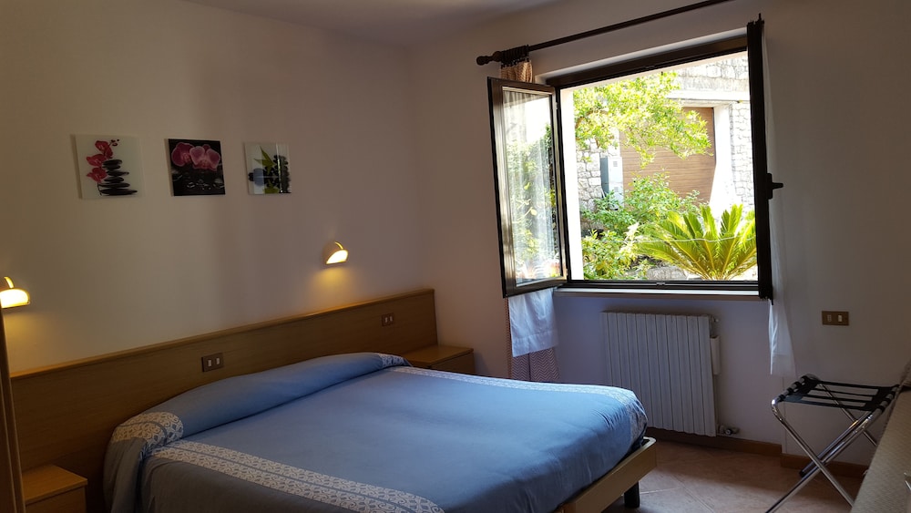 Standard Room photo 1
