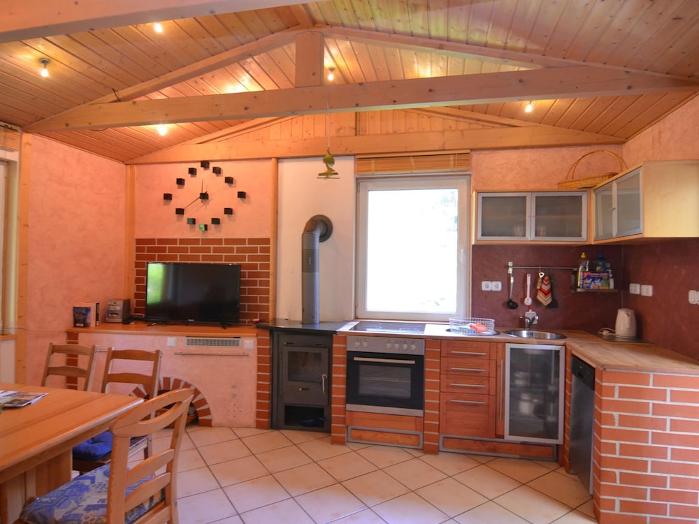 Deluxe House, 3 Bedrooms photo 2