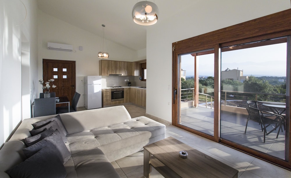 Family Villa, 1 Bedroom, Pool Access photo 1