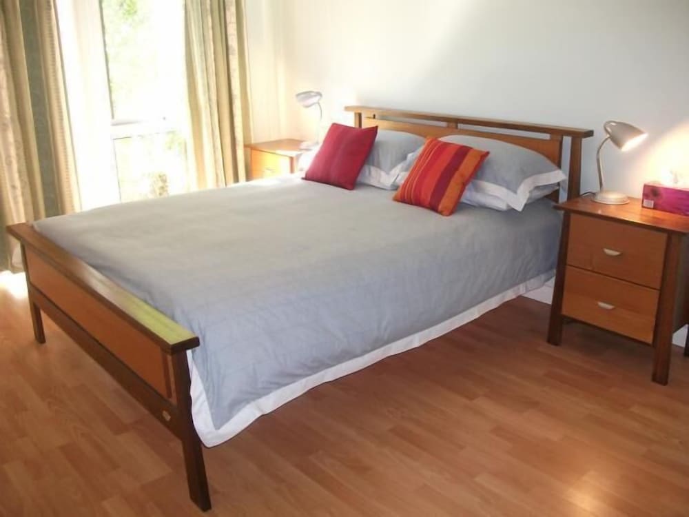 Standard Suite, 2 Bedrooms, Non Smoking, Kitchen (Apartment 1N) photo 1