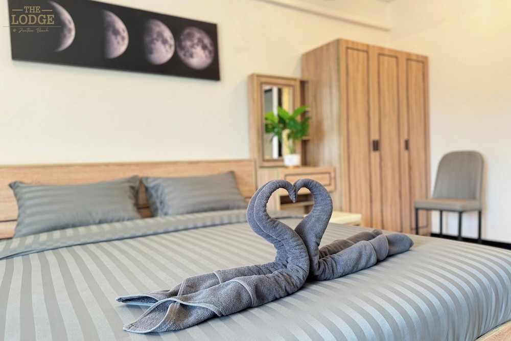 Deluxe Room, Balcony, Sea View - Photo 10